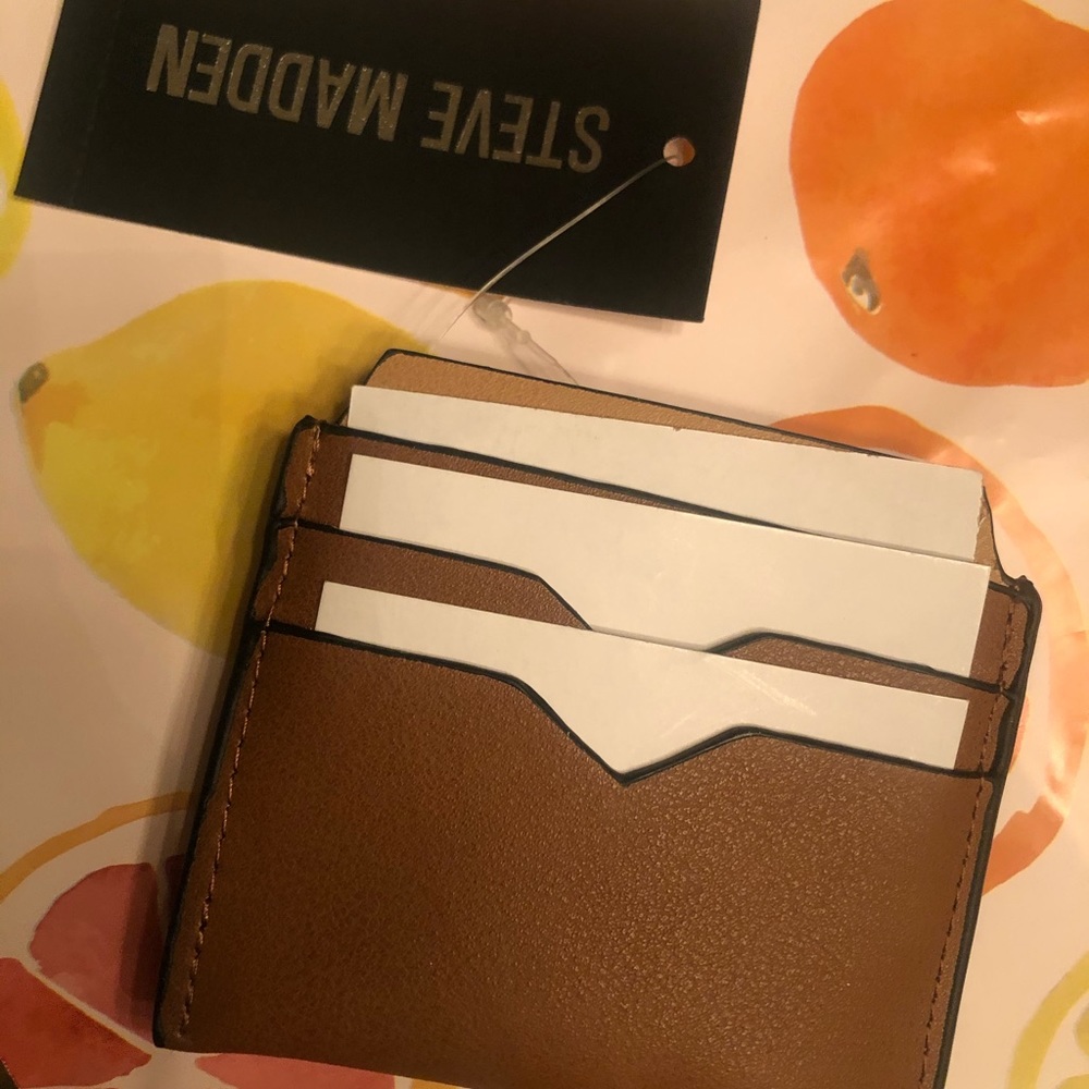 Steve Madden card case in tan NWT details above - Picture 5 of 5